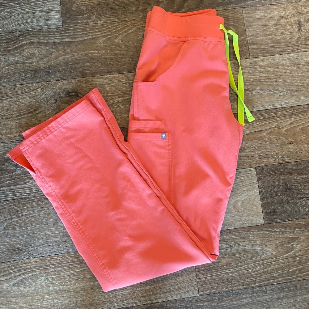 Figs Scrub Pants in Coral
